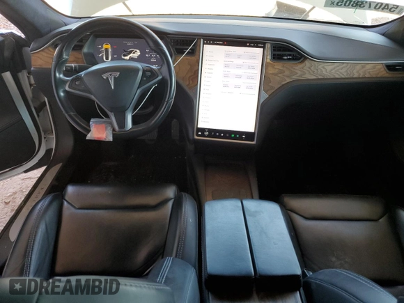 2019 Tesla Model S 75D с VIN 5YJSA1E20KF307100, выставлен на аукционе Copart как лот 54073805 с пробегом 93 644 миль миль и Списание • Salvage title. История ставок и продаж доступна на DreamBid. Изображение 8.