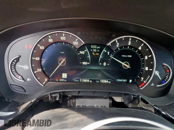 2018 BMW 5 Series 530i z VIN WBAJA5C51JWA37384, wystawiony jako Copart lot #55061215 z przebiegiem 113 809 mil mil oraz Szkody całkowita. Historia ofert i sprzedaży dostępna na DreamBid. Obrazek 9.