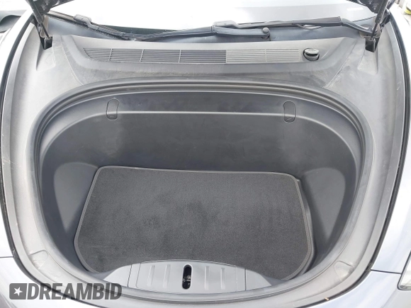 2018 Tesla Model 3 Long Range Battery with VIN 5YJ3E1EA8JF059385, listed as a IAAI auction lot 42116589 with 63,630 mi miles and . Bid and sale history available at DreamBid. Image 10.
