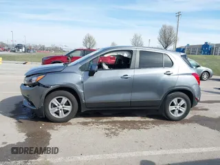 2020 Chevrolet Trax LS with VIN 3GNCJKSBXLL230292, listed as a IAAI auction lot 41852444 with 109,971 mi miles and . Bid and sale history available at carsss.com. Image 15.