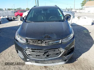 2020 Chevrolet Trax LT with VIN KL7CJLSB4LB011695, listed as a IAAI auction lot 41854666 with 49,884 mi miles. Bid and sale history available at carsss.com. Image 6.