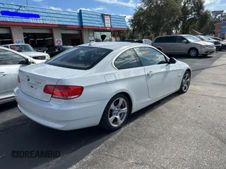2009 BMW 3 Series 328i xDrive z VIN WBAWC33559PU83366, wystawiony jako Copart lot #43024615 z przebiegiem 15 155 mil mil oraz Czysty tytuł • Clean title. Historia ofert i sprzedaży dostępna na DreamBid. Obrazek 4.