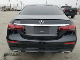 2021 Mercedes-Benz E 350 z VIN W1KZF8DB9MA928704, wystawiony jako Copart lot #60171705 z przebiegiem 44 068 mil mil oraz Szkoda całkowita • Salvage title. Historia ofert i sprzedaży dostępna na DreamBid. Obrazek 6.