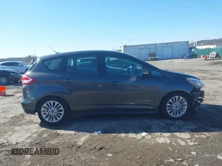 2017 Ford C-Max SE with VIN 1FADP5EU1HL106303, listed as a IAAI auction lot 41930709 with Not Provided miles. Bid and sale history available at carsss.com. Image 12.