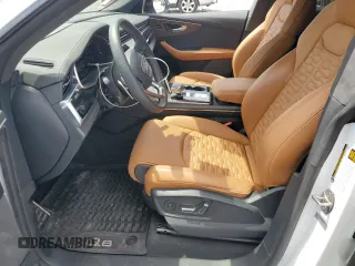 2024 Audi RS Q8 z VIN WU1ARBF17RD000253, wystawiony jako Copart lot #53787575 z przebiegiem 10 792 mil mil oraz Szkoda całkowita • Salvage title. Historia ofert i sprzedaży dostępna na DreamBid. Obrazek 7.
