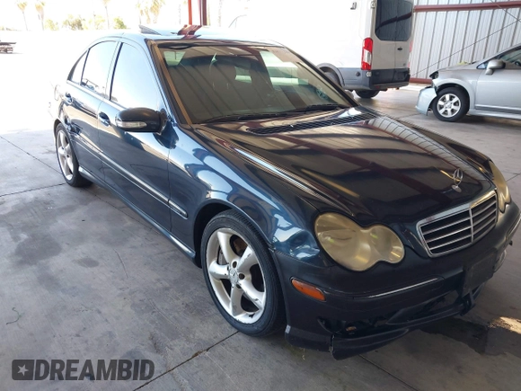 2005 Mercedes-Benz C 230 Kompressor с VIN WDBRF40J55F651844, выставлен на аукционе IAAI как лот 42831284 с пробегом 163 479 миль миль и . История ставок и продаж доступна на DreamBid. Изображение 1.