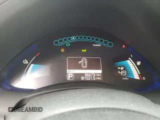 2015 Nissan LEAF SV with VIN 1N4AZ0CP0FC302825, listed as a Copart auction lot 49904193 with 36,673 mi miles. Bid and sale history available at carsss.com. Image 9.