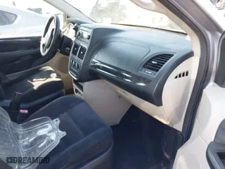 2015 Dodge Grand Caravan SE with VIN 2C4RDGBG4FR530064, listed as a IAAI auction lot 41443100 with 125,098 mi miles. Bid and sale history available at carsss.com. Image 5.