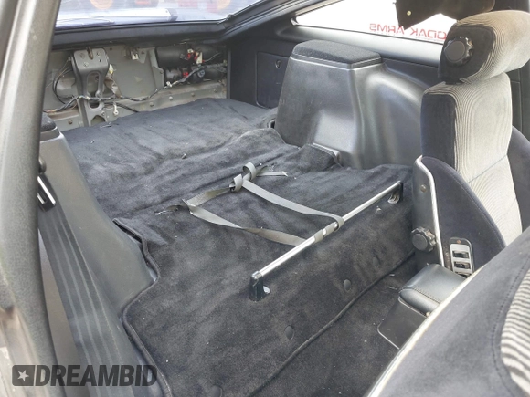 1986 Nissan 300ZX с VIN JN1HZ14S2GX159049, выставлен на аукционе IAAI как лот 42505867 с пробегом 122 330 миль миль и . История ставок и продаж доступна на DreamBid. Изображение 8.