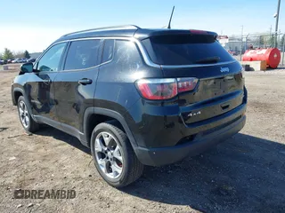 2020 Jeep Compass Limited with VIN 3C4NJDCB4LT119586, listed as a IAAI auction lot 41961357 with 67,426 mi miles and . Bid and sale history available at DreamBid. Image 3.
