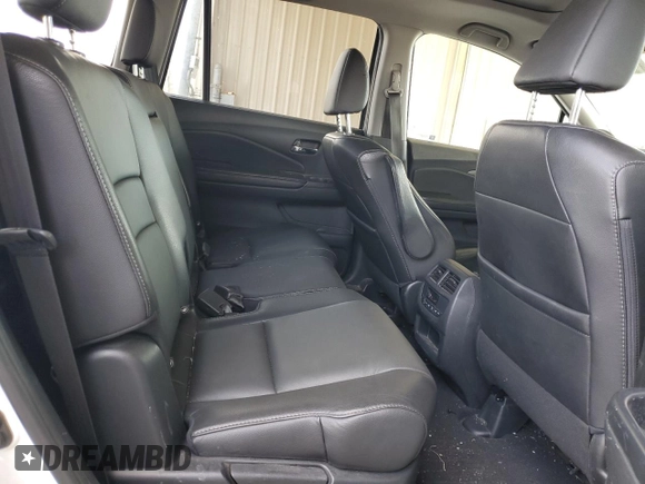 2017 Honda Pilot EX-L z VIN 5FNYF6H61HB084579, wystawiony jako Copart lot #49673445 z przebiegiem 274 006 mil mil oraz Szkoda całkowita • Salvage title. Historia ofert i sprzedaży dostępna na DreamBid. Obrazek 11.
