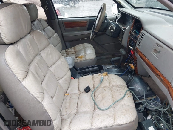 1994 Jeep Grand Cherokee Limited с VIN 1J4GZ78Y5RC297148, выставлен на аукционе IAAI как лот 41713095 с пробегом 188 114 миль миль и . История ставок и продаж доступна на DreamBid. Изображение 5.