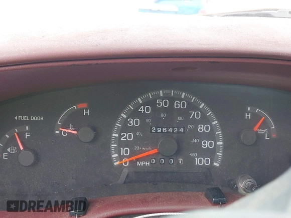 1997 Ford F-150 with VIN 1FTDF1720VNB30982, listed as a IAAI auction lot 42764577 with 296,424 mi miles and . Bid and sale history available at DreamBid. Image 7.