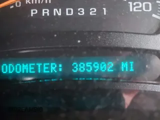 2006 Chevrolet Tahoe LT with VIN 1GNEC13ZX6R112202, listed as a IAAI auction lot 41474740 with 385,902 mi miles. Bid and sale history available at carsss.com. Image 7.