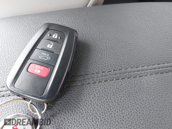 2021 Toyota RAV4 XLE Premium с VIN 2T3C1RFV9MC108170, выставлен на аукционе IAAI как лот 42099817 с пробегом 52 076 миль миль и . История ставок и продаж доступна на DreamBid. Изображение 11.