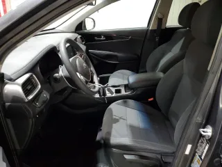 2020 Kia Sorento LX V6 with VIN 5XYPGDA51LG664690, listed as a Copart auction lot 45675565 with 48,553 mi miles and Salvage Title. Bid and sale history available at carsss.com. Image 7.