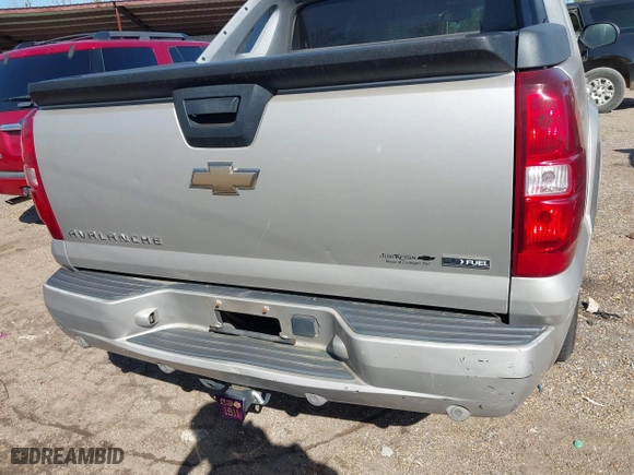 2009 Chevrolet Avalanche LT w/2LT with VIN 3GNFK22049G153834, listed as a IAAI auction lot 41770171 with 280,608 mi miles. Bid and sale history available at carsss.com. Image 16.