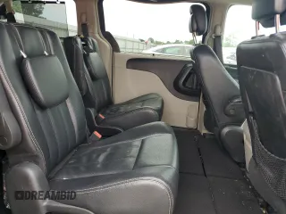 2014 Chrysler Town & Country Touring z VIN 2C4RC1BGXER311026, wystawiony jako Copart lot #57581375 z przebiegiem 84 725 mil mil oraz Szkoda całkowita • Salvage title. Historia ofert i sprzedaży dostępna na DreamBid. Obrazek 10.