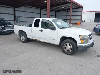 2005 Chevrolet Colorado LS ZQ8 with VIN 1GCCS196558110152, listed as a IAAI auction lot 42058390 with 264,742 mi miles. Bid and sale history available at carsss.com. Image 1.
