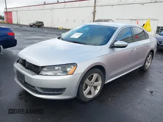 2012 Volkswagen Passat SE с VIN 1VWBP7A31CC049763, выставлен на аукционе IAAI как лот 41135187 с пробегом 188 966 миль миль и . История ставок и продаж доступна на DreamBid. Изображение 18.
