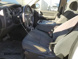 2009 Chevrolet Silverado 1500 LT with VIN 3GCEC23C49G124831, listed as a Copart auction lot 79709444 with 319,229 mi miles and Salvage Title. Bid and sale history available at carsss.com. Image 7.