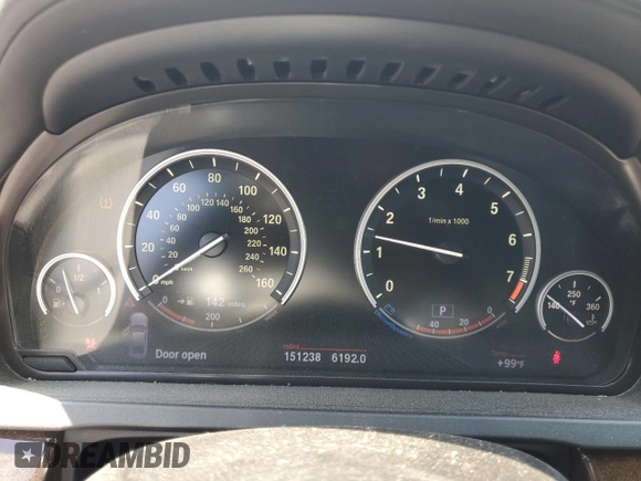 2013 BMW 7 Series 750i with VIN WBAYA8C58DC996865, listed as a Copart auction lot 61831294 with 151,238 mi miles and Salvage Title. Bid and sale history available at DreamBid. Image 9.