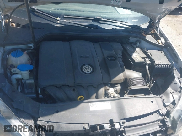 2011 Volkswagen Jetta SportWagen S with VIN 3VWKX7AJ0BM658659, listed as a IAAI auction lot 41835369 with 195,501 mi miles. Bid and sale history available at carsss.com. Image 10.