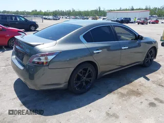 2012 Nissan Maxima S z VIN 1N4AA5AP2CC864082, wystawiony jako IAAI lot #42295921 z przebiegiem 72 583 mil mil oraz . Historia ofert i sprzedaży dostępna na DreamBid. Obrazek 4.