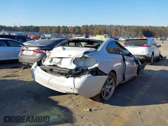 2015 BMW 2 Series M235i with VIN WBA1J7C5XFV288992, listed as a IAAI auction lot 40996963 with Not Provided miles and . Bid and sale history available at carsss.com. Image 4.