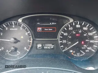 2015 Nissan Pathfinder SV with VIN 5N1AR2MN2FC677985, listed as a IAAI auction lot 41879156 with 114,339 mi miles and . Bid and sale history available at DreamBid. Image 7.
