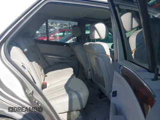 2006 Mercedes-Benz M 350 z VIN 4JGBB86E56A082911, wystawiony jako IAAI lot #42397846 z przebiegiem 158 507 mil mil oraz . Historia ofert i sprzedaży dostępna na DreamBid. Obrazek 8.