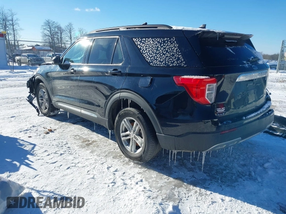 2024 Ford Explorer XLT z VIN 1FMSK8DH0RGA31329, wystawiony jako IAAI lot #41343866 z przebiegiem 20 990 mil mil oraz . Historia ofert i sprzedaży dostępna na DreamBid. Obrazek 3.