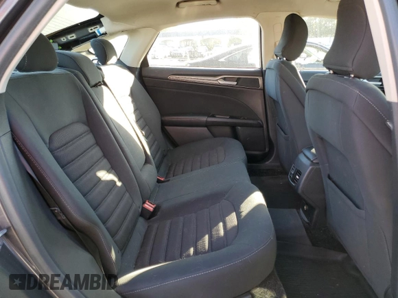 2017 Ford Fusion SE с VIN 3FA6P0H70HR268927, выставлен на аукционе Copart как лот 82872364 с пробегом 60 286 миль миль и Списание • Salvage title. История ставок и продаж доступна на DreamBid. Изображение 10.