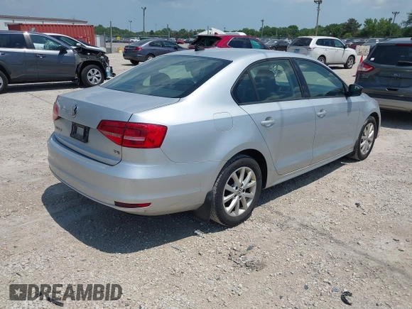 2015 Volkswagen Jetta SE with VIN 3VWD17AJ5FM284954, listed as a IAAI auction lot 42648257 with 192,230 mi miles and . Bid and sale history available at DreamBid. Image 4.