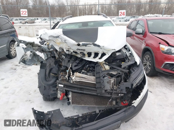 2019 Jeep Cherokee Trailhawk Elite with VIN 1C4PJMBX0KD362287, listed as a IAAI auction lot 41656425 with 87,641 mi miles. Bid and sale history available at carsss.com. Image 12.