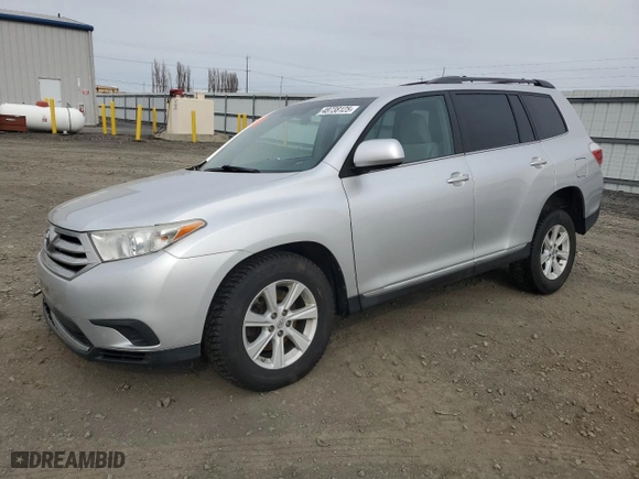 2013 Toyota Highlander with VIN 5TDZA3EH6DS040395, listed as a Copart auction lot 48738125 with 111,231 mi miles and Salvage Title. Bid and sale history available at carsss.com. Image 1.