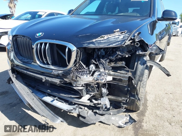 2019 BMW X3 sDrive30i z VIN 5UXTR7C57KLE98946, wystawiony jako IAAI lot #42224135 z przebiegiem 53 764 mil mil oraz . Historia ofert i sprzedaży dostępna na DreamBid. Obrazek 6.