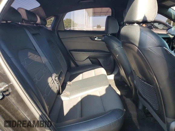 2021 Kia Forte GT-Line with VIN 3KPF34AD1ME359817, listed as a Copart auction lot 59162145 with 86,670 mi miles and Salvage title. Bid and sale history available at DreamBid. Image 10.