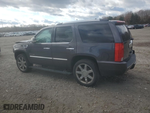 2011 Cadillac Escalade Premium z VIN 1GYS4CEF8BR300454, wystawiony jako Copart lot #79818904 z przebiegiem 160 032 mil mil oraz Tytuł czysty. Historia ofert i sprzedaży dostępna na DreamBid. Obrazek 2.
