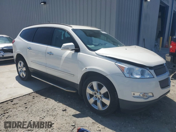 2012 Chevrolet Traverse LTZ z VIN 1GNKRLED5CJ233616, wystawiony jako Copart lot #52309145 z przebiegiem Nie podano mil oraz Szkoda całkowita • Salvage title. Historia ofert i sprzedaży dostępna na DreamBid. Obrazek 4.