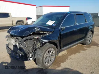 2020 Kia Telluride S with VIN 5XYP6DHC8LG050601, listed as a IAAI auction lot 41769056 with 146,682 mi miles and . Bid and sale history available at DreamBid. Image 17.