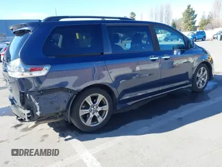 2018 Toyota Sienna SE with VIN 5TDXZ3DC8JS950681, listed as a IAAI auction lot 41389662 with 112,661 mi miles and . Bid and sale history available at DreamBid. Image 4.