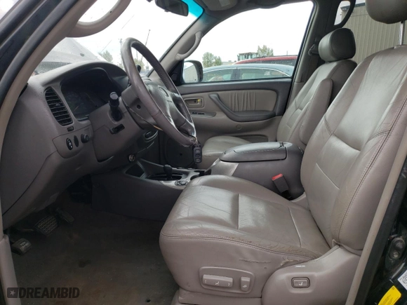 2001 Toyota Sequoia Limited with VIN 5TDBT48A51S001924, listed as a Copart auction lot 68710224 with 245,394 mi miles and Salvage Title. Bid and sale history available at carsss.com. Image 7.