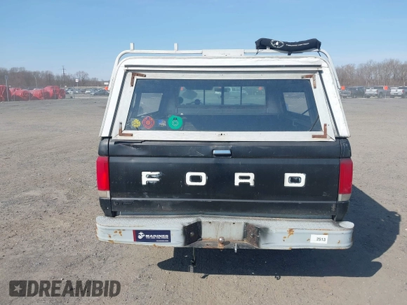 1987 Ford F-150 with VIN 2FTDF15Y2HCB10816, listed as a IAAI auction lot 41770760 with 86,290 mi miles. Bid and sale history available at carsss.com. Image 16.