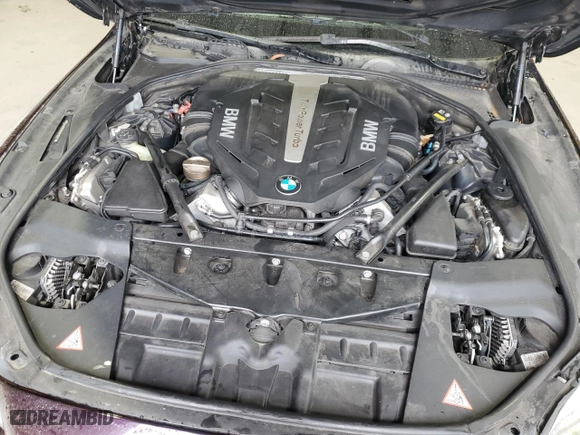 2016 BMW 6 Series 650i xDrive with VIN WBA6D6C55GGF94711, listed as a Copart auction lot 52917475 with 103,965 mi miles and Non Repairable. Bid and sale history available at carsss.com. Image 11.