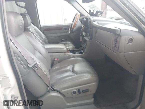 2004 Cadillac Escalade с VIN 1GYEK63N44R189287, выставлен на аукционе IAAI как лот 41761942 с пробегом 276 121 миль миль и . История ставок и продаж доступна на DreamBid. Изображение 5.