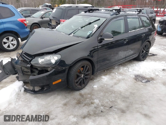 2013 Volkswagen Jetta SportWagen SE w/Sunroof with VIN 3VWPP7AJ5DM691035, listed as a IAAI auction lot 41639865 with 88,718 mi miles. Bid and sale history available at carsss.com. Image 2.