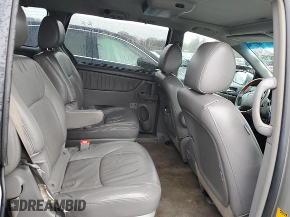 2009 Toyota Sienna XLE with VIN 5TDBK22C59S024455, listed as a Copart auction lot 44495215 with 215,282 mi miles and Salvage Title. Bid and sale history available at DreamBid. Image 10.