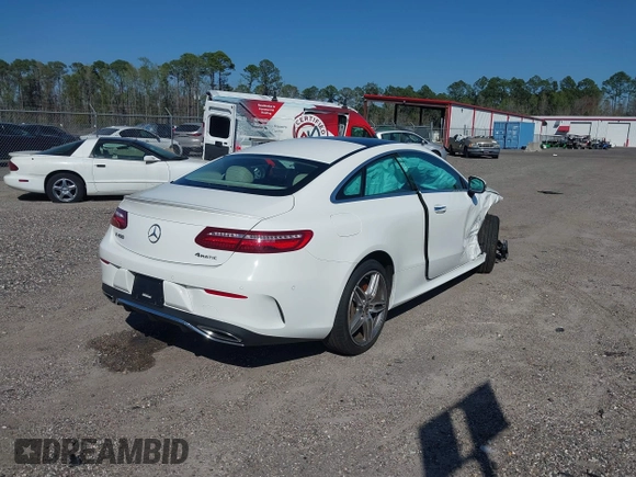 2019 Mercedes-Benz E-Class E 450 with VIN WDD1J6JB9KF096477, listed as a IAAI auction lot 41036923 with 28,335 mi miles. Bid and sale history available at carsss.com. Image 4.