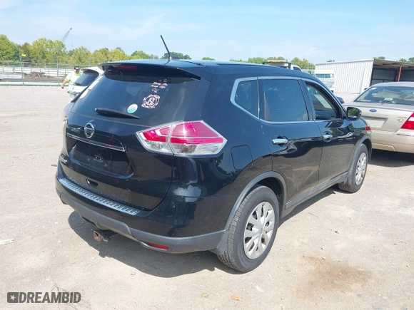 2015 Nissan Rogue S with VIN 5N1AT2MT6FC927129, listed as a IAAI auction lot 40239571 with 170,520 mi miles. Bid and sale history available at carsss.com. Image 4.